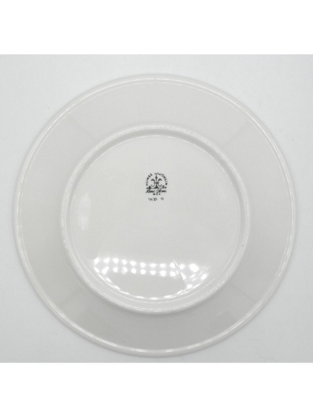 Seville by Homer Laughlin 9-1/8 Inch Luncheon Plate Set of 4 Pattern: HLCSEV - Picture 5 of 7